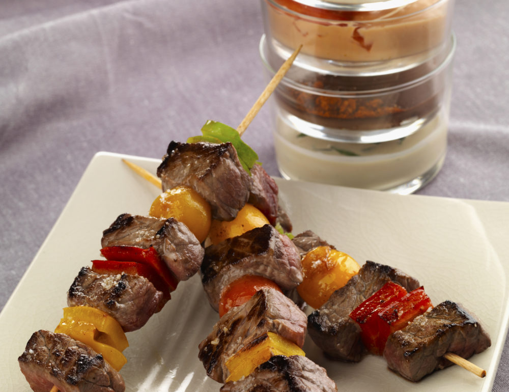 MELI MÉLO DE BŒUF EN BROCHETTES