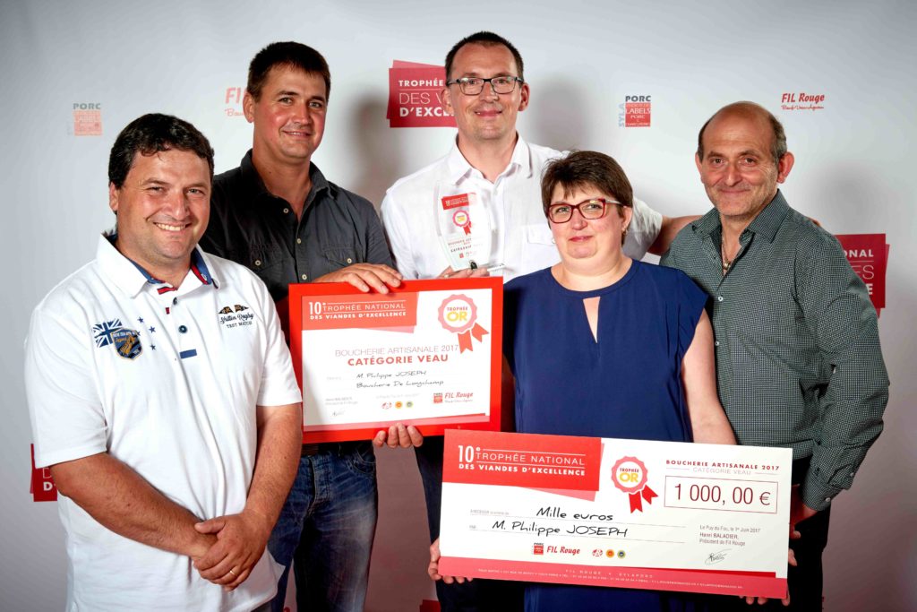 M. Philippe JOSEPH – Boucherie de Longchamps en Veau sous la Mère lauréat du Trophée d’Or en boucherie artisanale catégorie veau